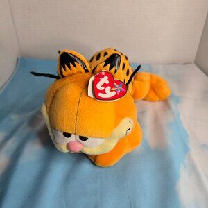 Ty Beanie Buddy Garfield Laying Down Plush Cat 11" PAWS 2006